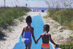 Tilghman Beach & Golf Resort - Kids Walking to the Beach