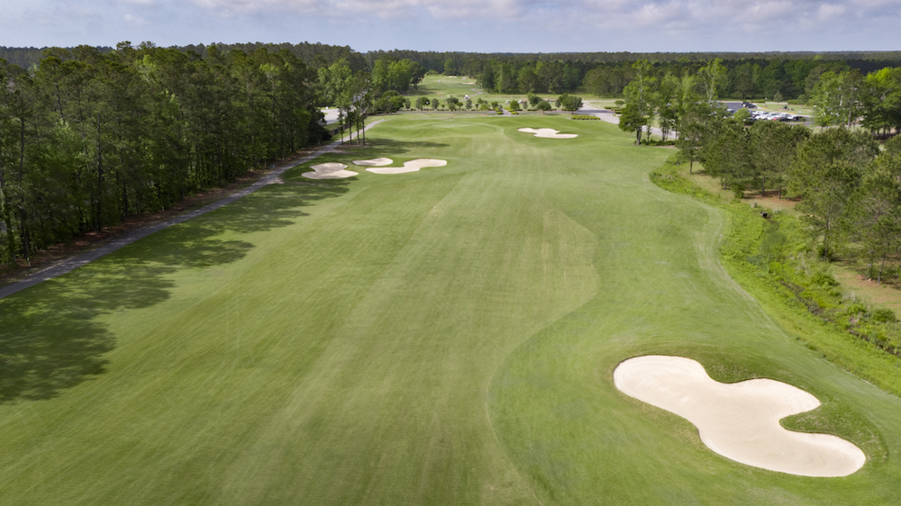 The par-4 9th Hole at Farmstead Golf Links